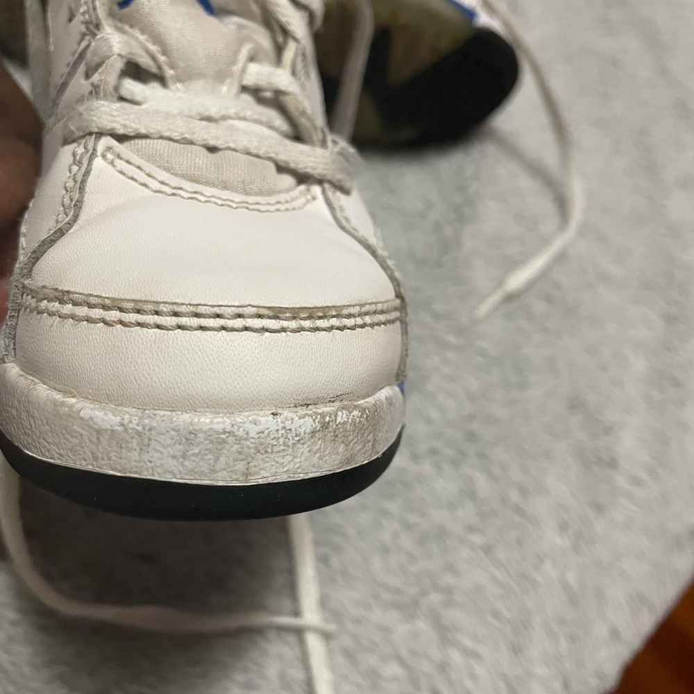 Jordan sneakers - Picture 9 of 9